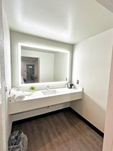 Imperial Suites, Adults Only的一间浴室