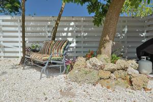 Κήπος έξω από το CasaBay 4 Bed 2 Bath House Ultimate Backyard Fun