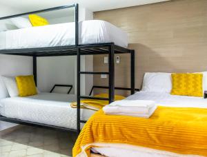 Katil atau katil-katil dalam bilik di Charming and Efficient First Level Family Apt 5