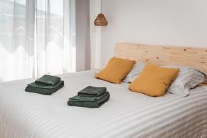 Ένα ή περισσότερα κρεβάτια σε δωμάτιο στο Havre de Paix à Pors Carn à 7 mins à pied de la plage