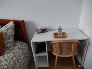 Posezení v ubytování H'Nkou