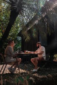 Majutusasutuse Hamadryade Lodge külastajad