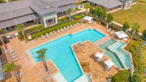 Gallery image of Landing at The Green at Plum Creek - 1 Bedroom in Kyle in Kyle +18 photos