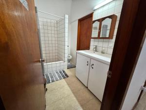 Koupelna v ubytování Chalet Belizomi - La Marguerite Room + 9 fotografií