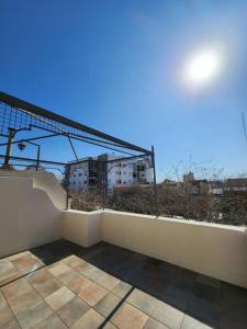 Μπαλκόνι ή βεράντα στο Departamento confortable