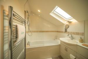 Ένα μπάνιο στο Cotswolds, Beautiful 5 bed 3 bath house, lovely garden, free parking +54 φωτογραφίες