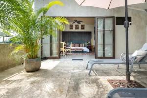 Galeriebild der Unterkunft Villas Luxury Suites Pool QUEPOS COSTA RICA in Manuel Antonio