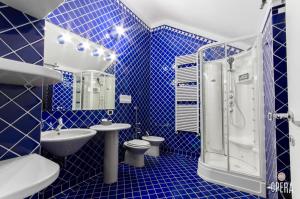 Koupelna v ubytování Opera B&B