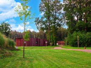 Φωτογραφία από το άλμπουμ του Bungalow with Pool Access σε Antoing