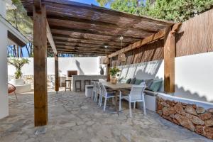 Patio alebo iná vonkajšia časť ubytovania ROMERO - Managed by Almarina Villas