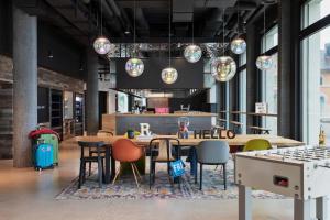 Istumisnurk majutusasutuses Moxy Rapperswil
