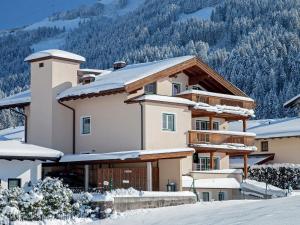 Galeriebild der Unterkunft Luxury Apartment in Westendorf near Ski Area in Westendorf