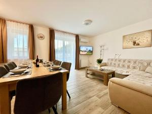 Silver Lux Apartman 9600 Sárvár, Anna sugárút 7. "A" lépcsőház fsz. em.1. kép - 2
