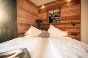 Letto o letti in una camera di Hotel Sonnberg