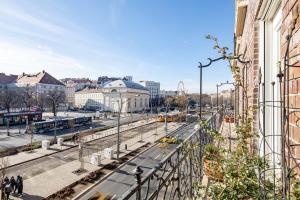 Ultra Central - Balcony - Sunny 1075 Budapest, Madách Imre tér 7 kép - 2