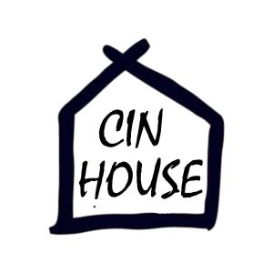 Certifikát, hodnocení, plakát nebo jiný dokument vystavený v ubytování Cinhouse