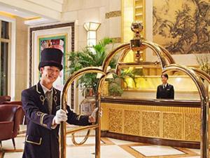 Nhân viên tại Dongguan Silver World Garden Hotel
