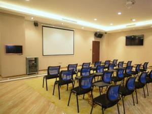 Konferenční prostory v ubytování Zhonglian Harbor Hotel