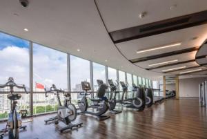 Fitness centrum a/nebo fitness zařízení v ubytování Howard Johnson by Wyndham Caexpo Plaza Nanning