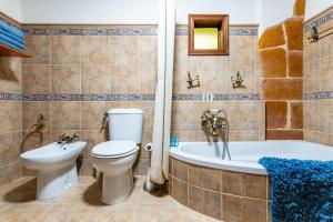 Casa Retiro Vilafamesにあるバスルーム +15枚の写真