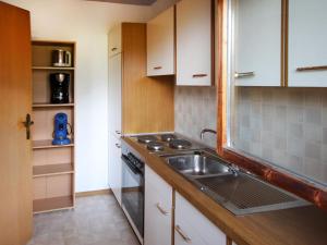 Kuchyňa alebo kuchynka v ubytovaní Apartment Jaggler by Interhome