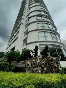 Gallery image of Acqua PRIVATE Residences in Manila