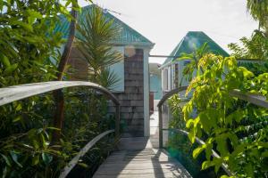 Zahrada ubytování Charming Bungalow in Saint Barthélemy with Shared Pool.
