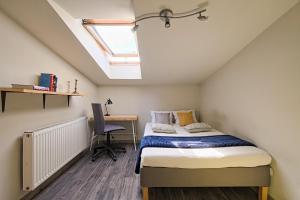 Posteľ alebo postele v izbe v ubytovaní Urban Nest Apartments Radziwiłłowska 14 + 18 fotografií