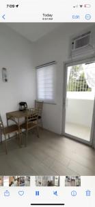 Χώρος καθιστικού στο Rominaluxe Property Rentals