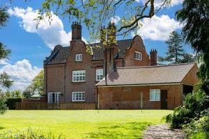 En have udenfor Middle Wing - Norfolk Cottage Agency