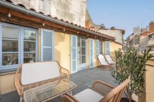 Μπαλκόνι ή βεράντα στο 3CAPU4EM Cosy T2 avec terrasse refait à neuf - Noaille