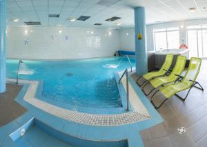 The swimming pool at or close to Bagoly Fogadó