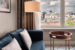 Posezení v ubytování Sheraton Grand Warsaw
