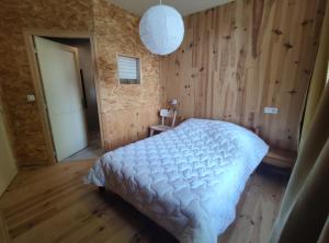 Postel nebo postele na pokoji v ubytování Chambre Buis