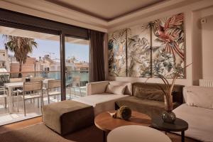 Posedenie v ubytovaní Elaia Luxury Condo Glyfada