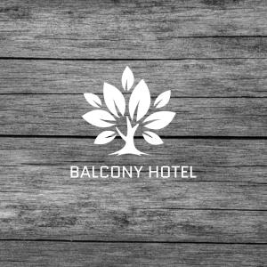 Certifikát, hodnocení, plakát nebo jiný dokument vystavený v ubytování Balcony Hotel