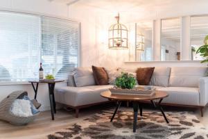 Afbeelding uit fotogalerij van Stylish and Spotless Beach Getaway in Grayland +24 foto's