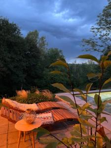 Zahrada ubytování La Canopée des Arbres, Juliette