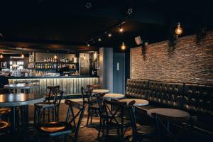Ο χώρος του lounge ή του μπαρ στο Hotelli Puustelli Nivala +4 φωτογραφίες