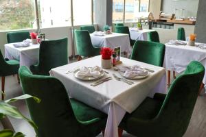 Restaurace v ubytování Rado Hotel - Santa María
