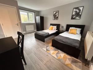 Gallery image of Gorgeous North London apartment in Perivale +10 photos