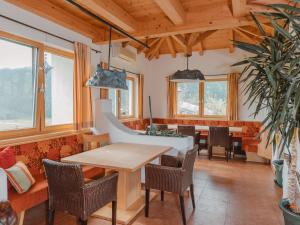 Część wypoczynkowa w obiekcie Apartment Mitteregg by Interhome