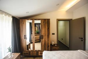 Postel nebo postele na pokoji v ubytování First Class by Antalya Suites