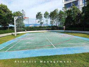 Tenis a/nebo squash v ubytování GAIA Residences Gamuda Garden nebo okolí