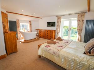 En eller flere senge i et værelse på Moorhen House + 44 billeder