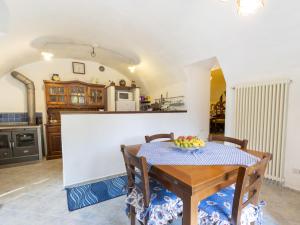 Kuchyň nebo kuchyňský kout v ubytování Apartment Casa Orai Mountain View by Interhome