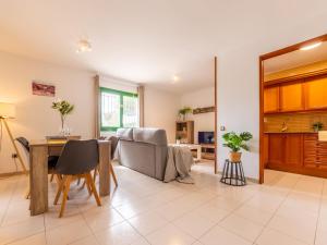 Η κουζίνα ή μικρή κουζίνα στο Holiday Home Laguna II by Interhome