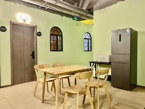 Kuchyň nebo kuchyňský kout v ubytování East Coast Coffee Inn