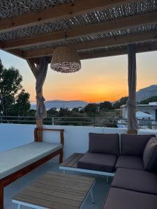 Foto dalla galleria di Milos Villas Complex a Pefki Rhodes Altre 95 foto