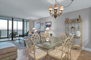 Posezení v ubytování The Islander - 4C by Sea Scape Properties